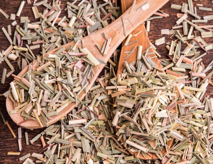 LEMOM GRASS BENEFITS,SIDE EFFECTS AND THEIR USES