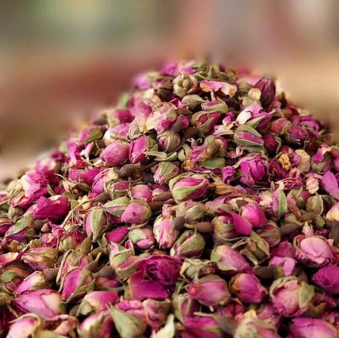 ROSE FLOWER BENEFITS,SIDE EFFECTS AND THEIR USES