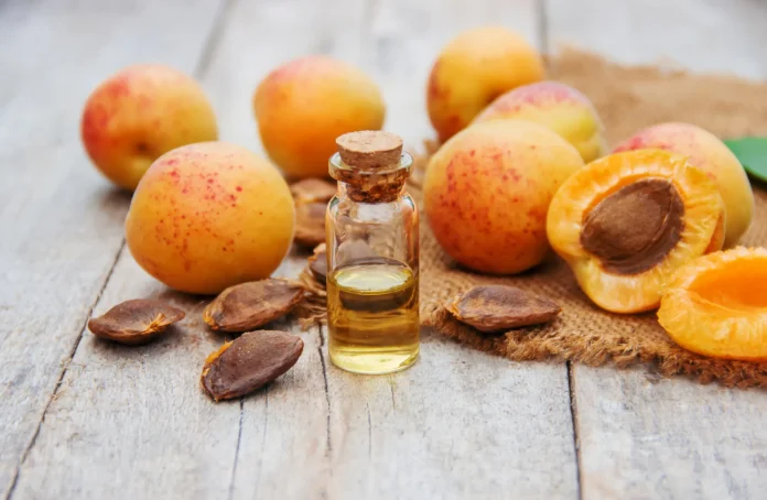 APRICOT OIL BENEFITS AND HOW TO USE