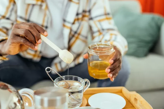 Honey with Warm Water Benefits and How To Use
